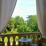 فندق مبيت وإفطار La Du Chateau De 3*
