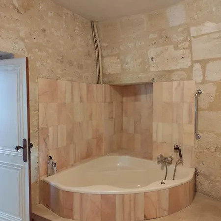 Bed & Breakfast La Du Chateau Proche St Emilion 3*