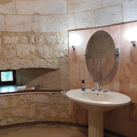 La Du Chateau Proche St Emilion Bed & Breakfast Puisseguin